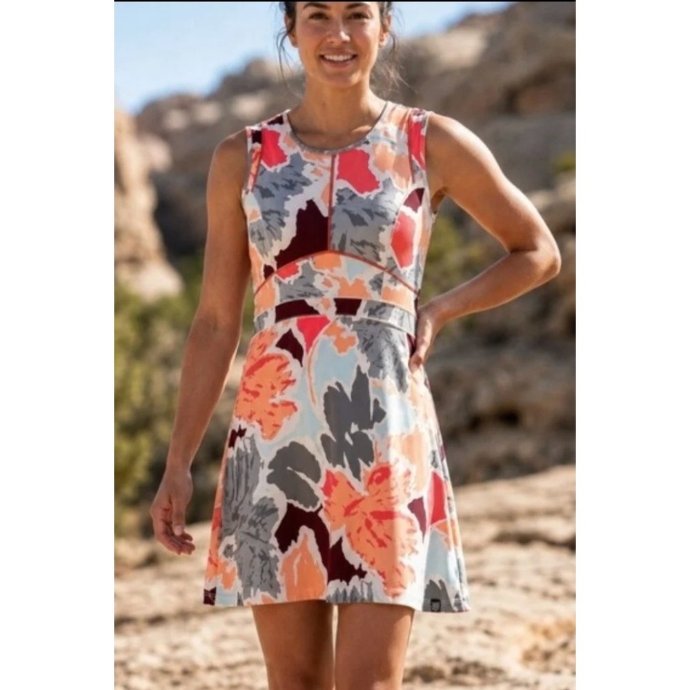 Title Nine Dream Dress Womens XS Multicolor Floral Sleeveless Active Mini Pocket